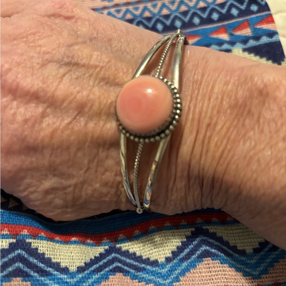 Sterling silver pink conch cuff